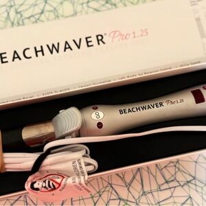 Beachwaver Pro 1.25 Professional Rotating Curling Iron